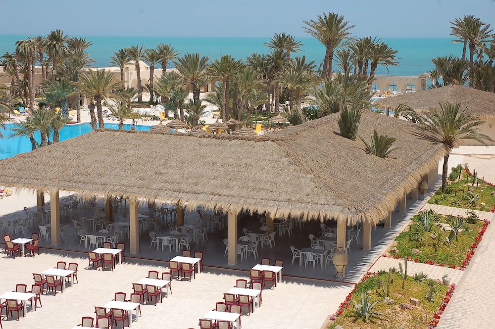 ZITA BEACH RESORT 47/50