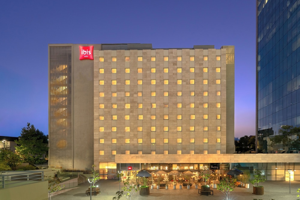 Ibis Santiago Las Condes Manquehue Hotel 2/50