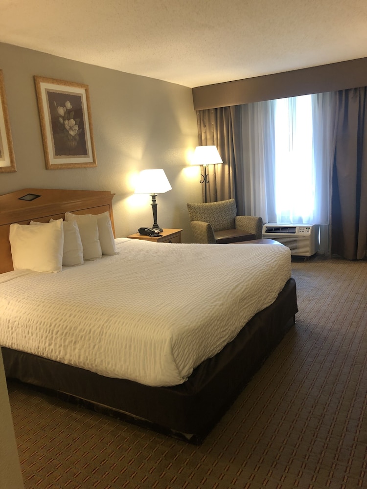 Plantation Inn of Houma 12/49