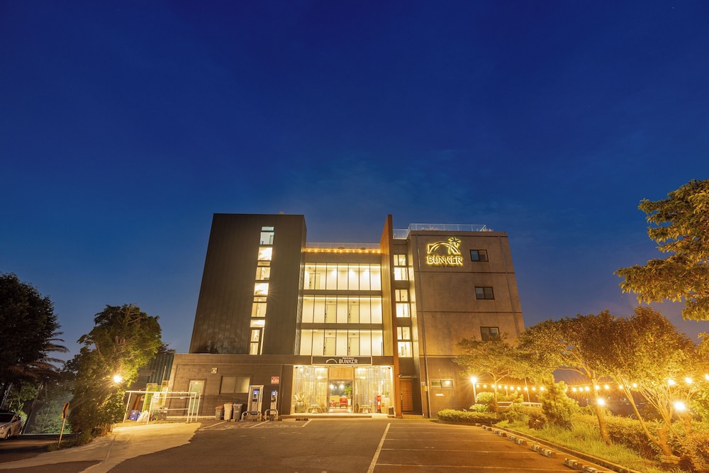 Jeju Bunker Hotel and Resort 2/50