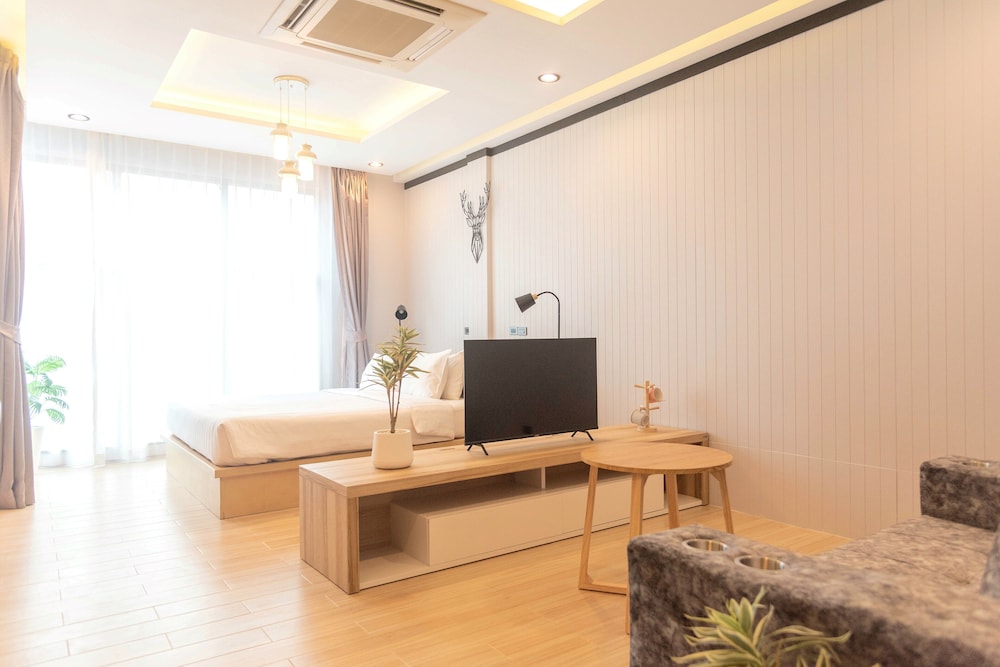 ONE LOFT HOTEL 40/50