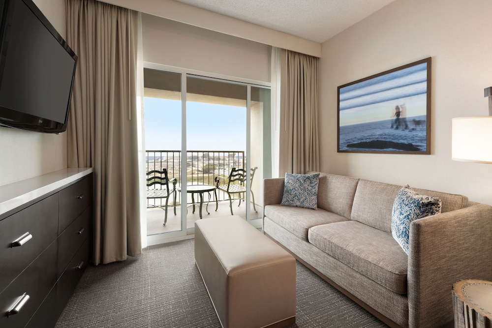 Embassy Suites by Hilton Monterey Bay Seaside 35/65