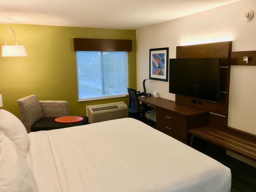 Holiday Inn Express Fishkill-Mid Hudson Valley 20/71