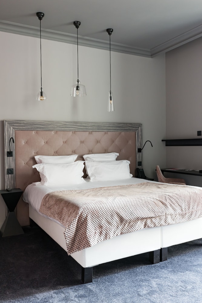 Empreinte Hotel 10/43