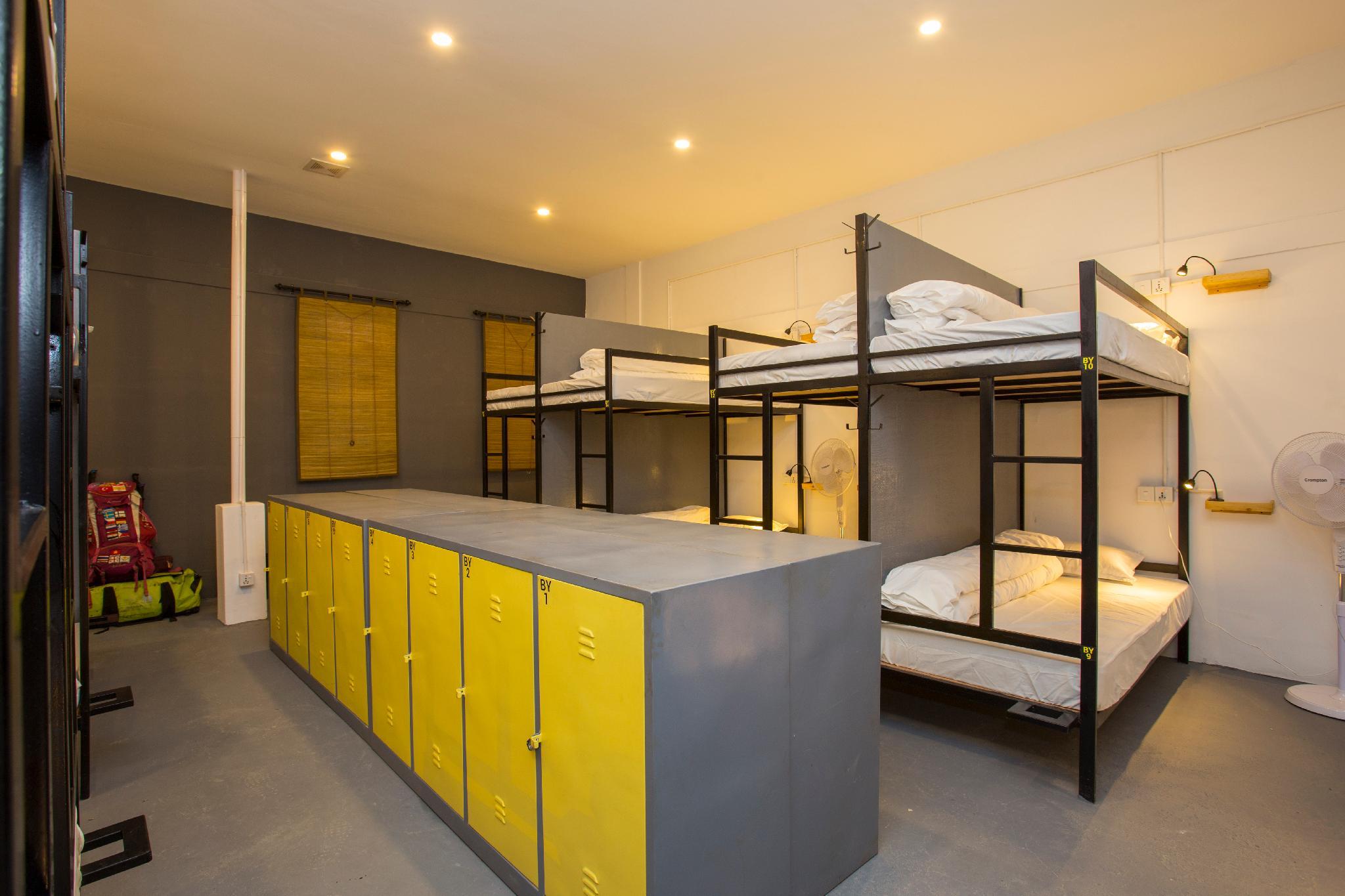 Mixed Dorm, Economy, Single, 16 Beds