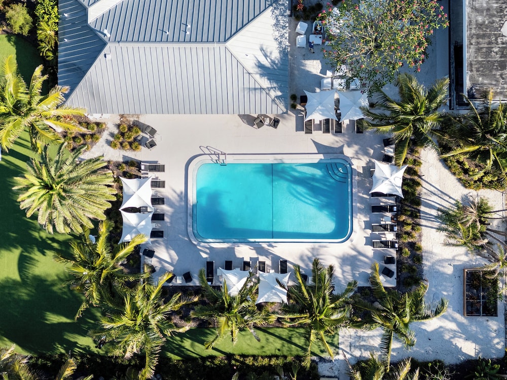 Bali Hai Beachfront Resort And Spa 63/70