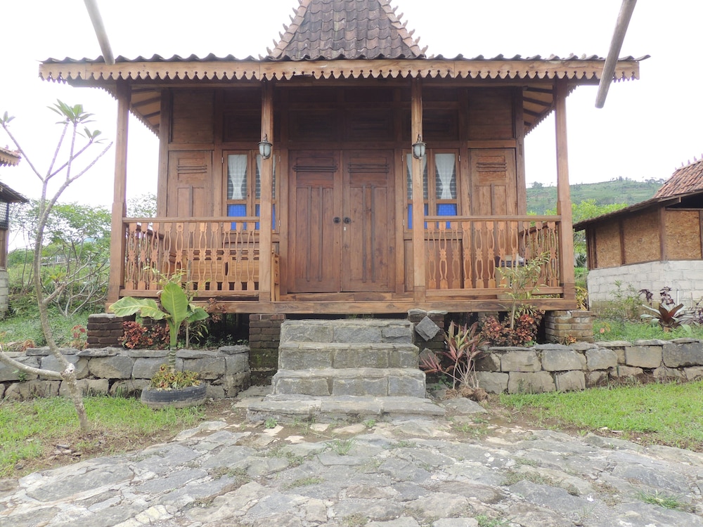 Singgasana Villa & Resto 1/55