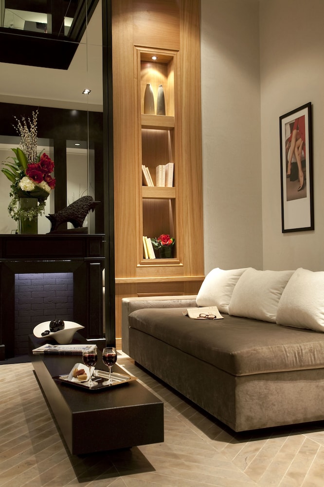 Marceau Champs Elysees 32/39