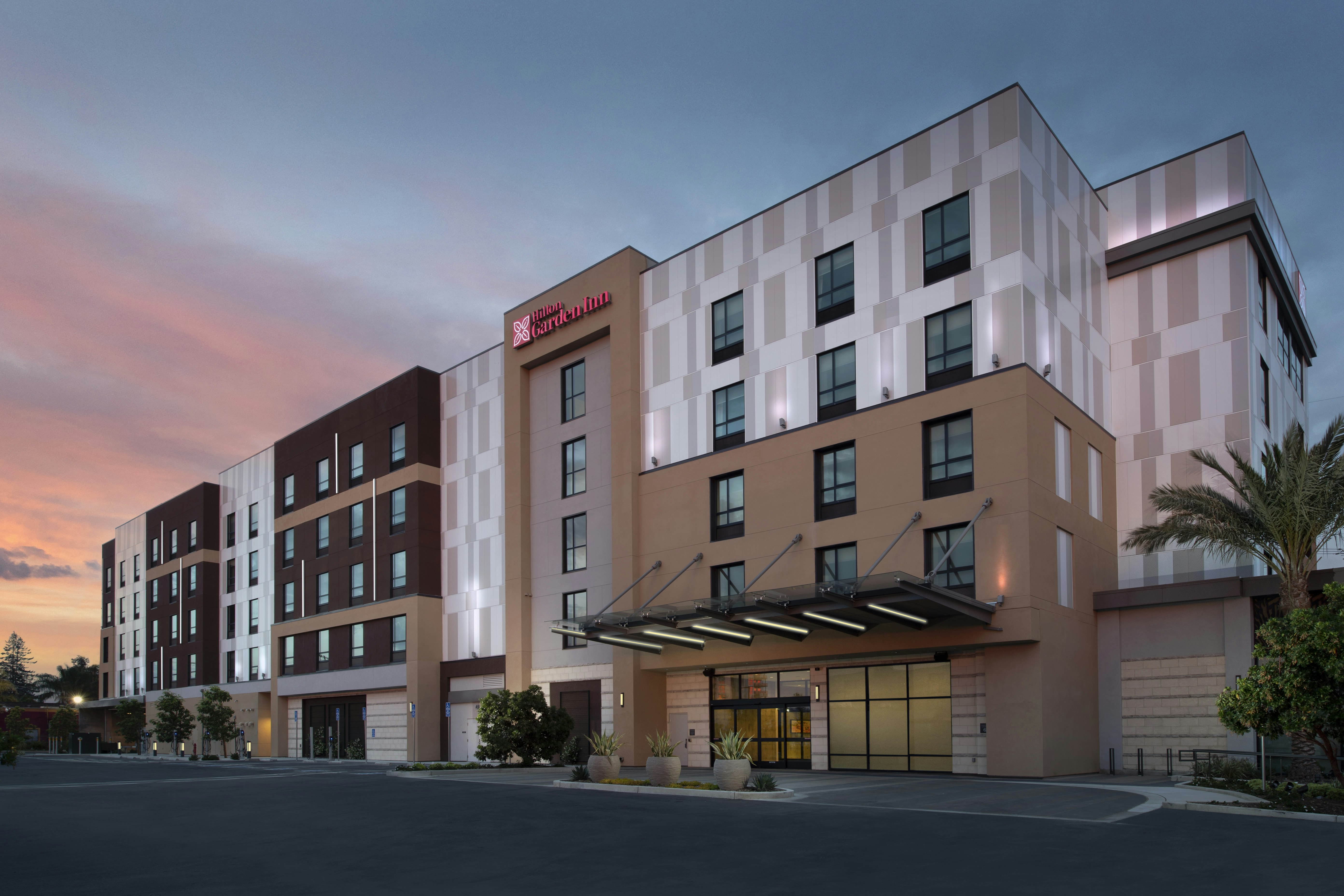 Hilton Garden Inn San Jose Airport 5/51
