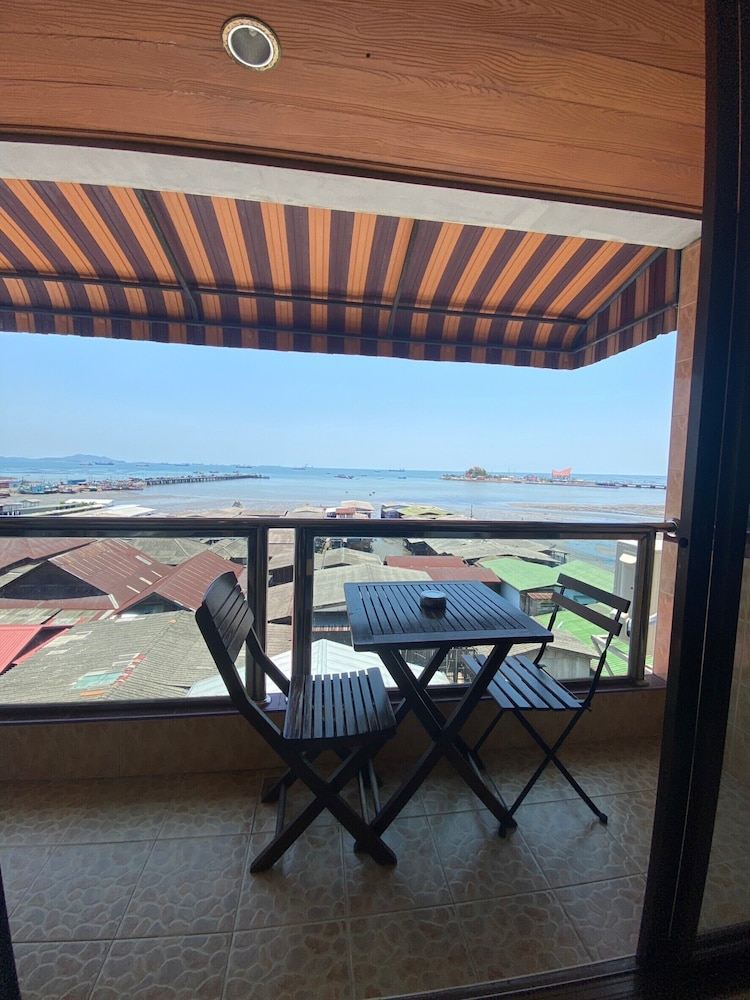 Seaview Hotel Sriracha 64/68