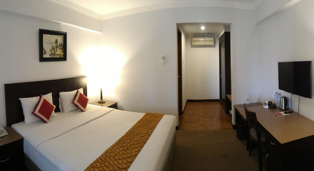 Sany Rosa Hotel 4/17