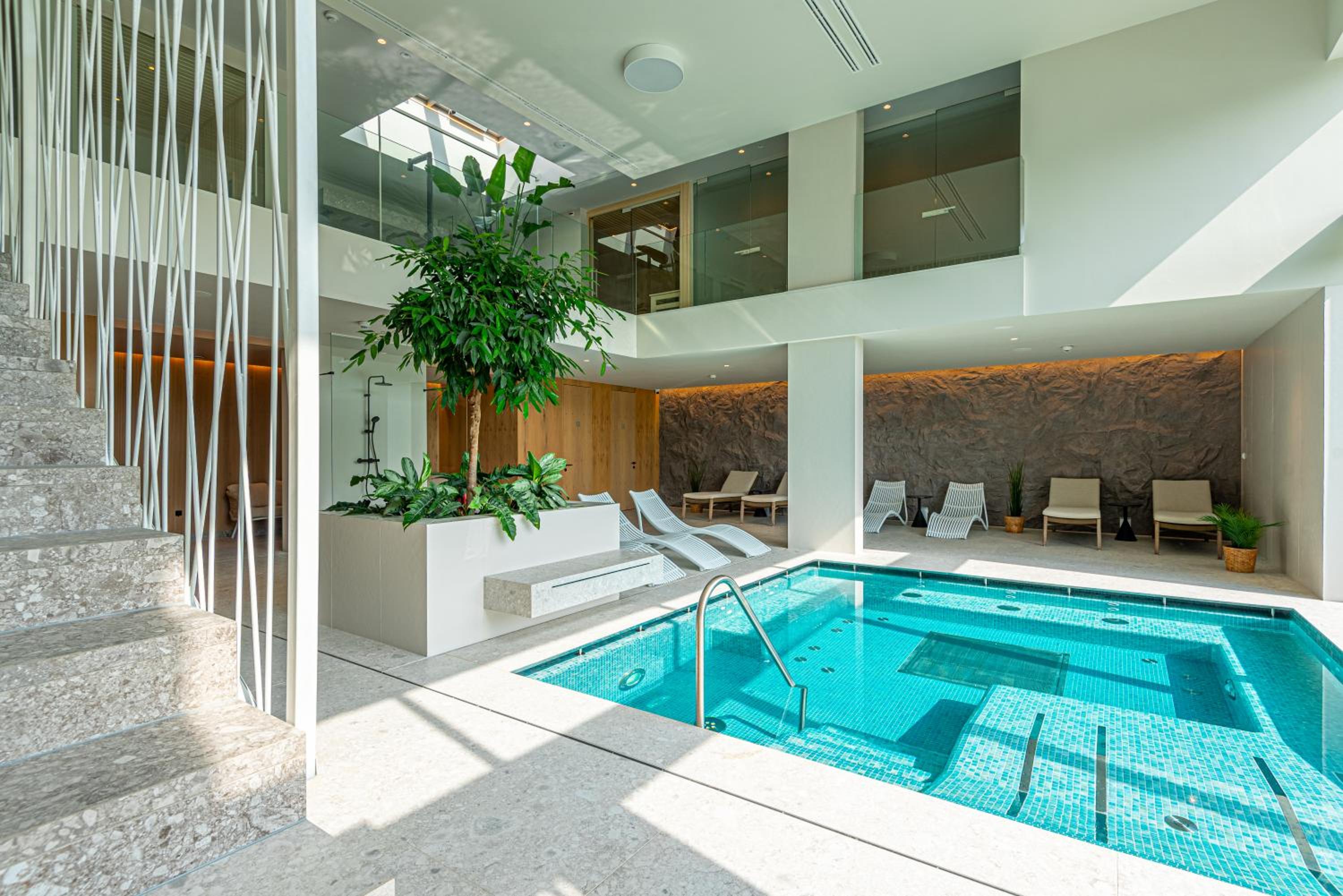 REED Luxury Hotel by Balaton (REED Boutique Hotel & Bistro) 11/25