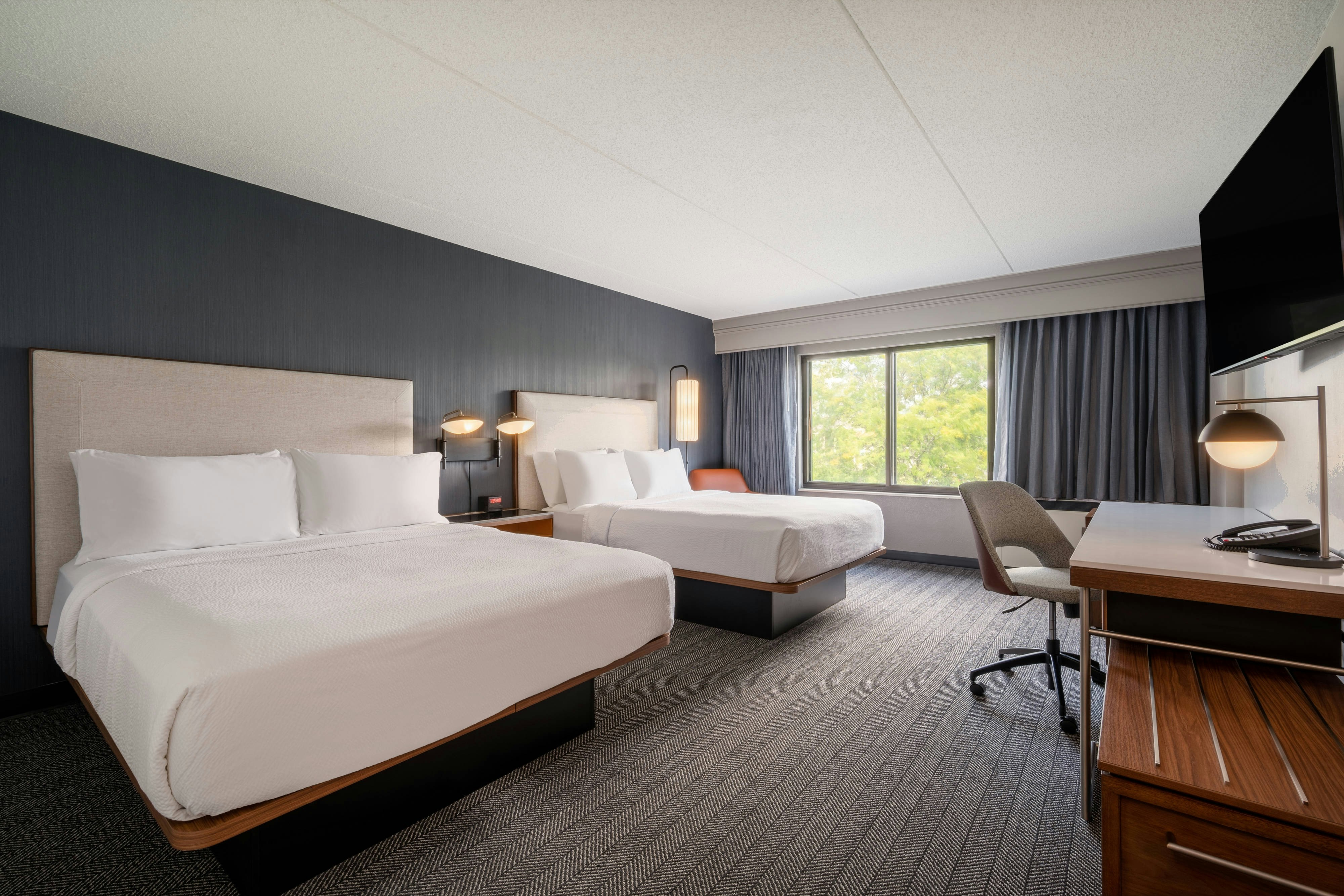 room, 2 queen beds