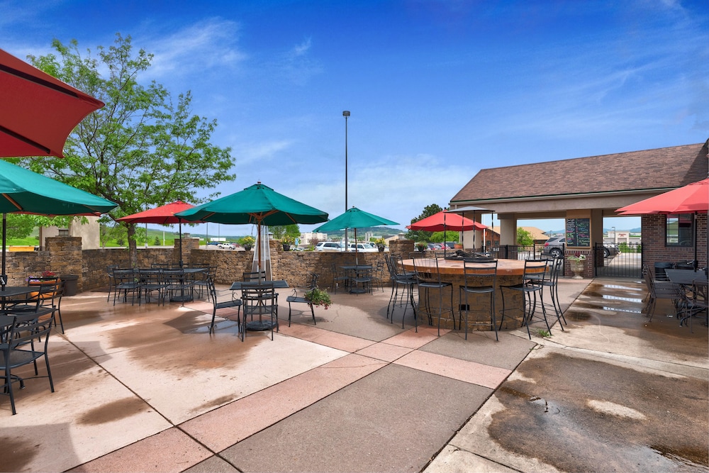 Holiday Inn Spearfish-Convention Center 5/55