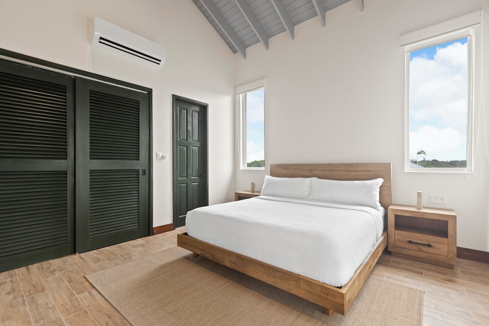 Marina, 4 Bedrooms, Villa, 2 King Beds, 4 Double Beds