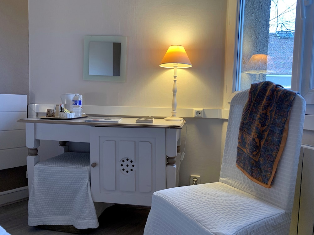 Hotel Causse Comtal 69/84
