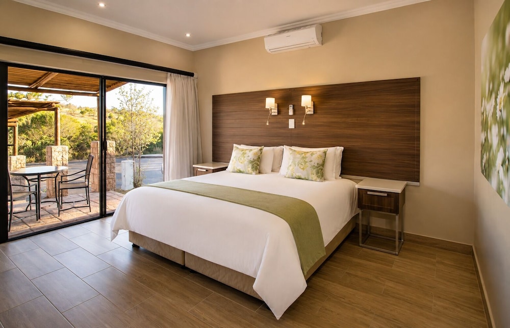4 Bedrooms, House, 4 King Beds 4/9