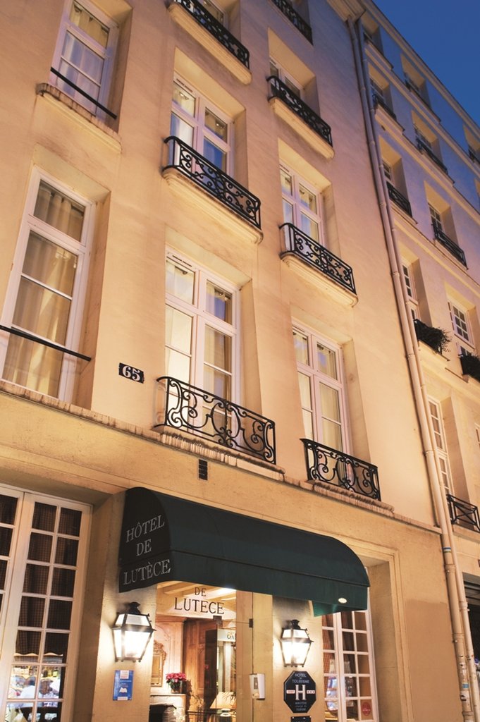 HOTEL DE LUTECE 1/40