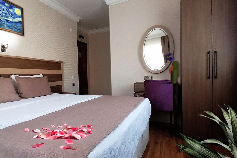 Sembol Hotel 6/46