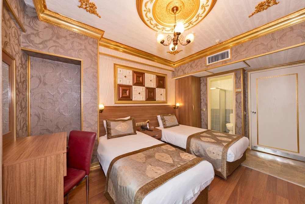 Version Hotel 47/54