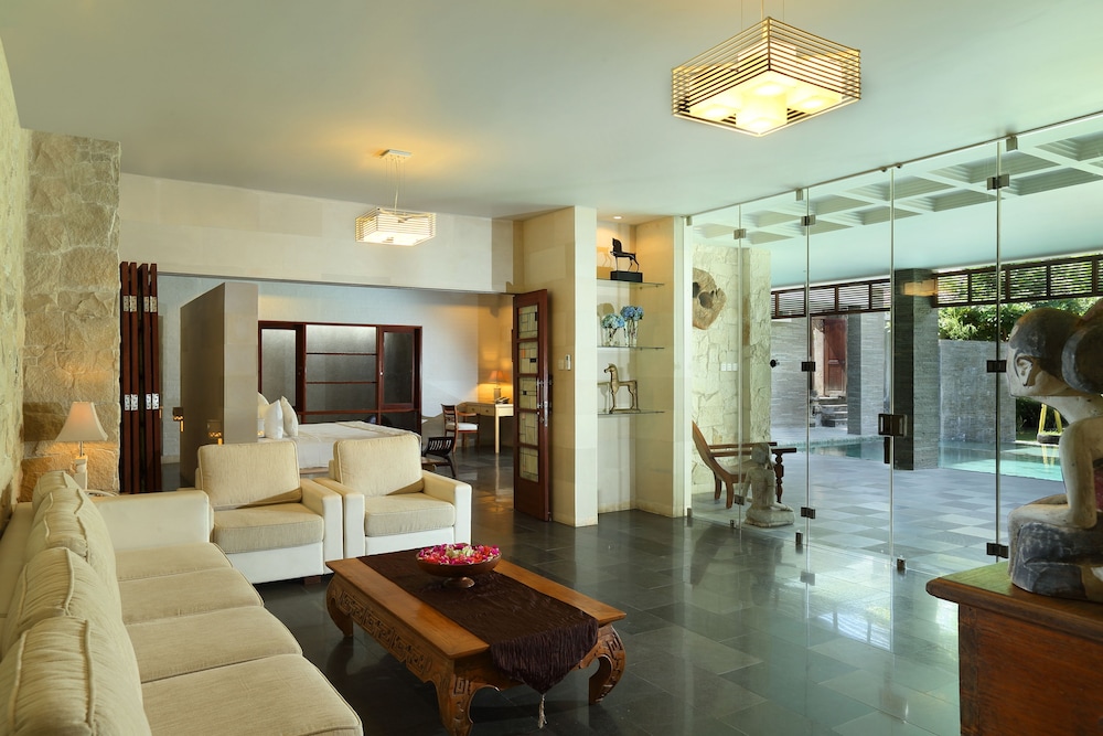 Alindra Villas and Spa 56/80