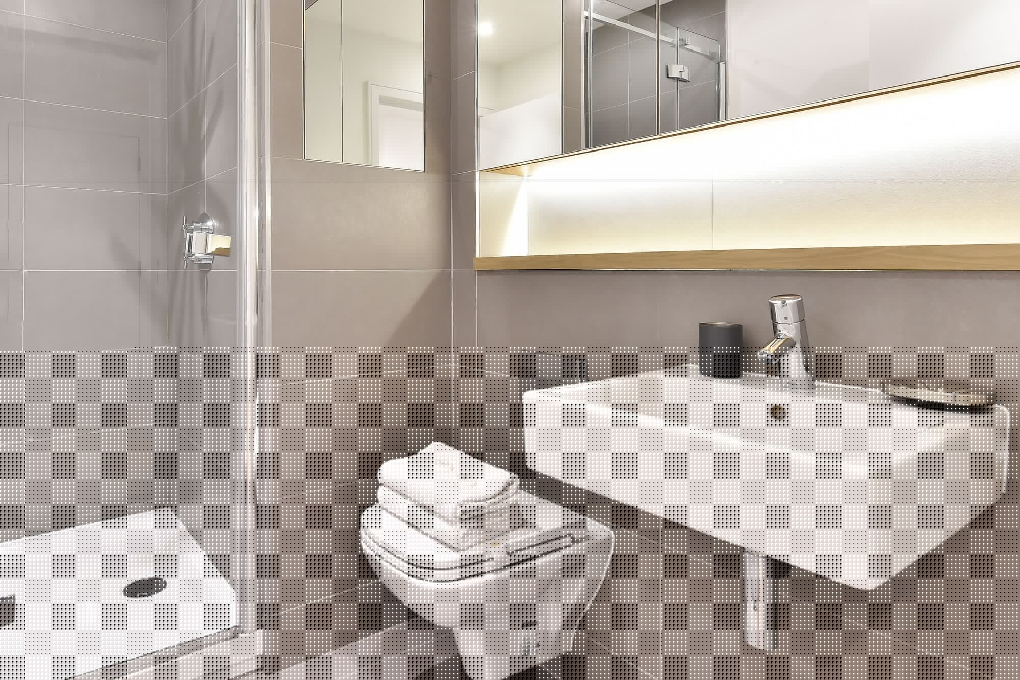 2 Bedrooms, Apartment, 2 Double Beds, Sofa, Shoreditch City Living 6/10