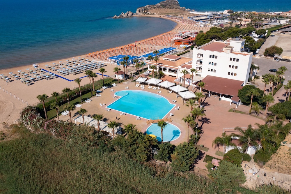 Hotel Baia d'Oro 47/55