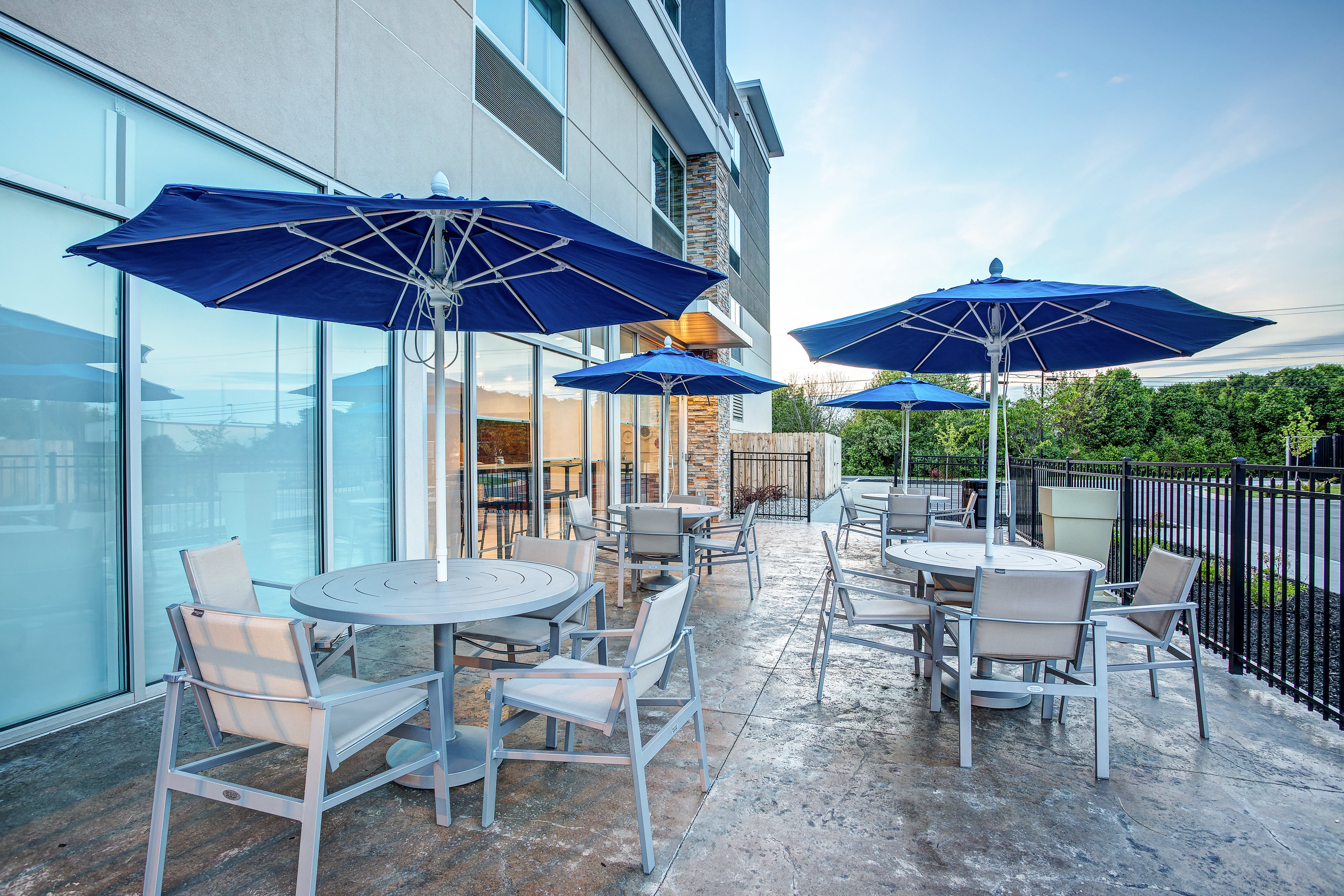 Holiday Inn Express & Suites Lexington W - Versailles 46/70