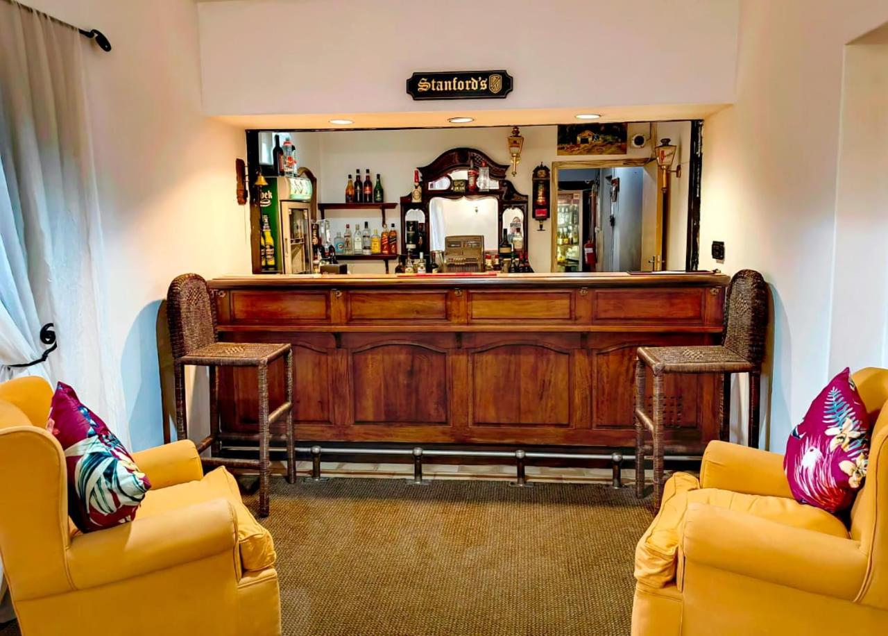 Albertinia Hotel 3/50