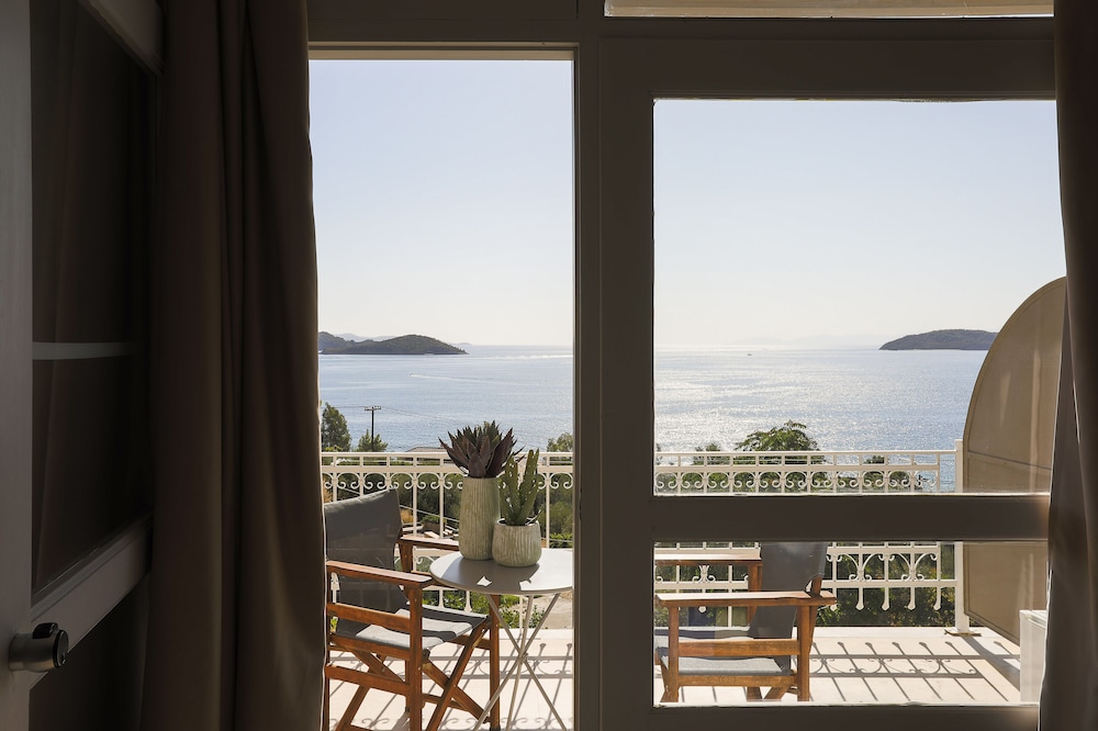 Irida Aegean View 41/91