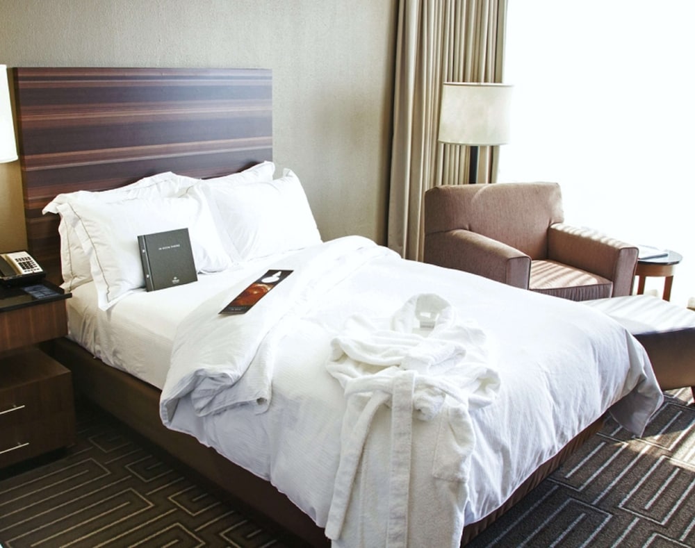 Hilton Charlotte University Place 20/66