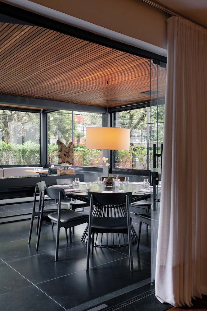 NOMAA HOTEL 33/50