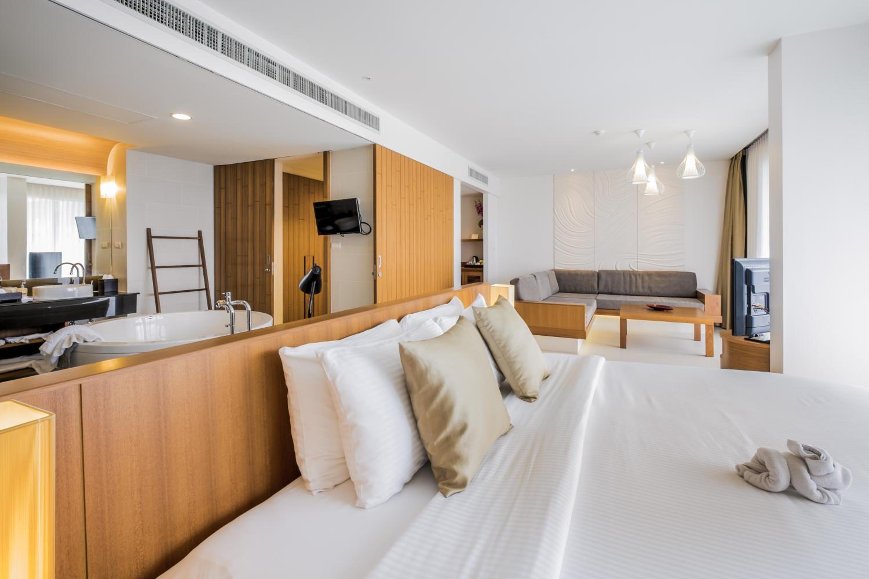 Spa, Suite, Hot Tub