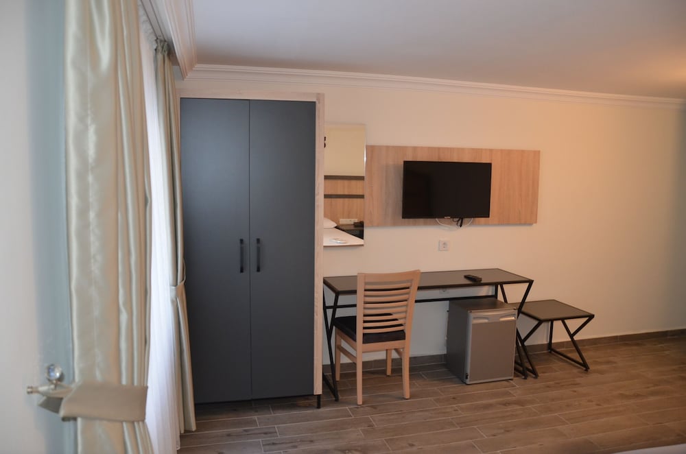 Piyes Otel 32/46