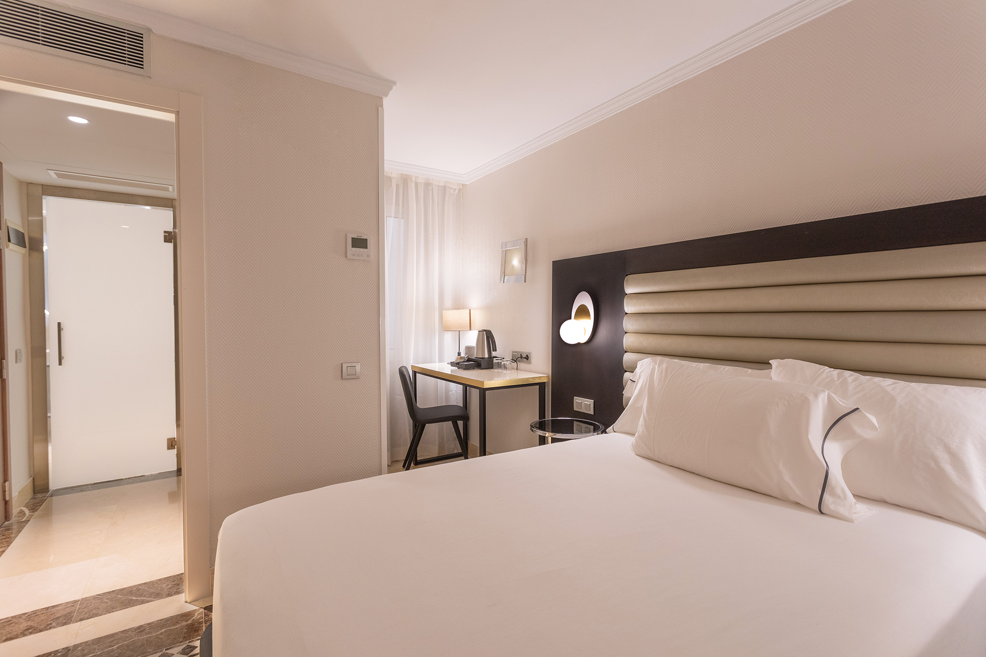 Basic, Double Bed