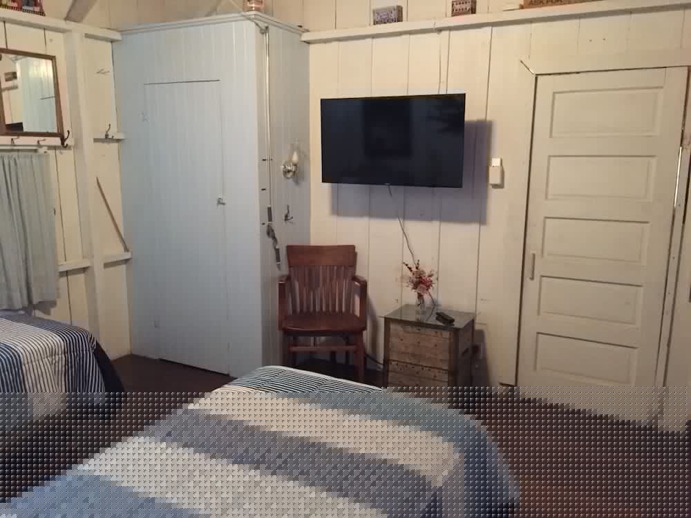 Seacrest Inn 3/42