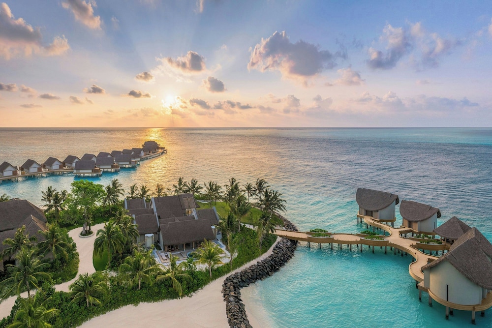 JW Marriott Maldives Kaafu Atoll Island Resort 43/47