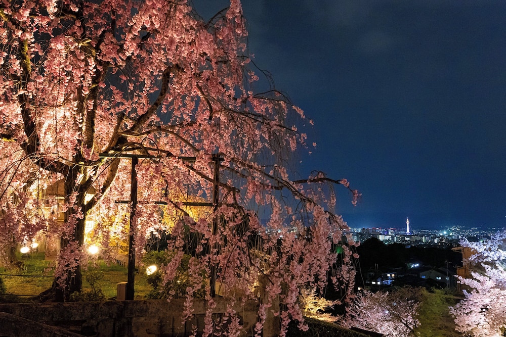 Kyoto Brighton Hotel 67/74