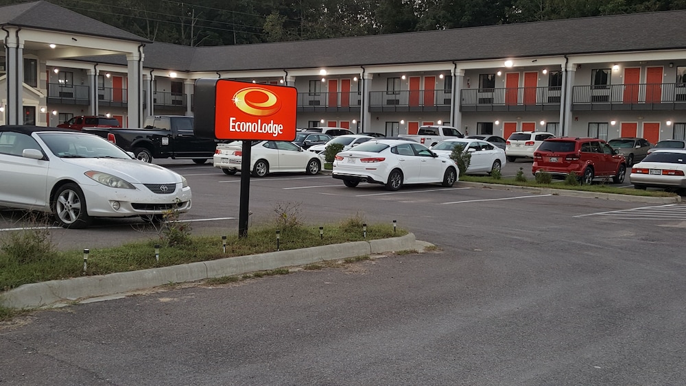 Econo Lodge Forrest City I-40 34/43