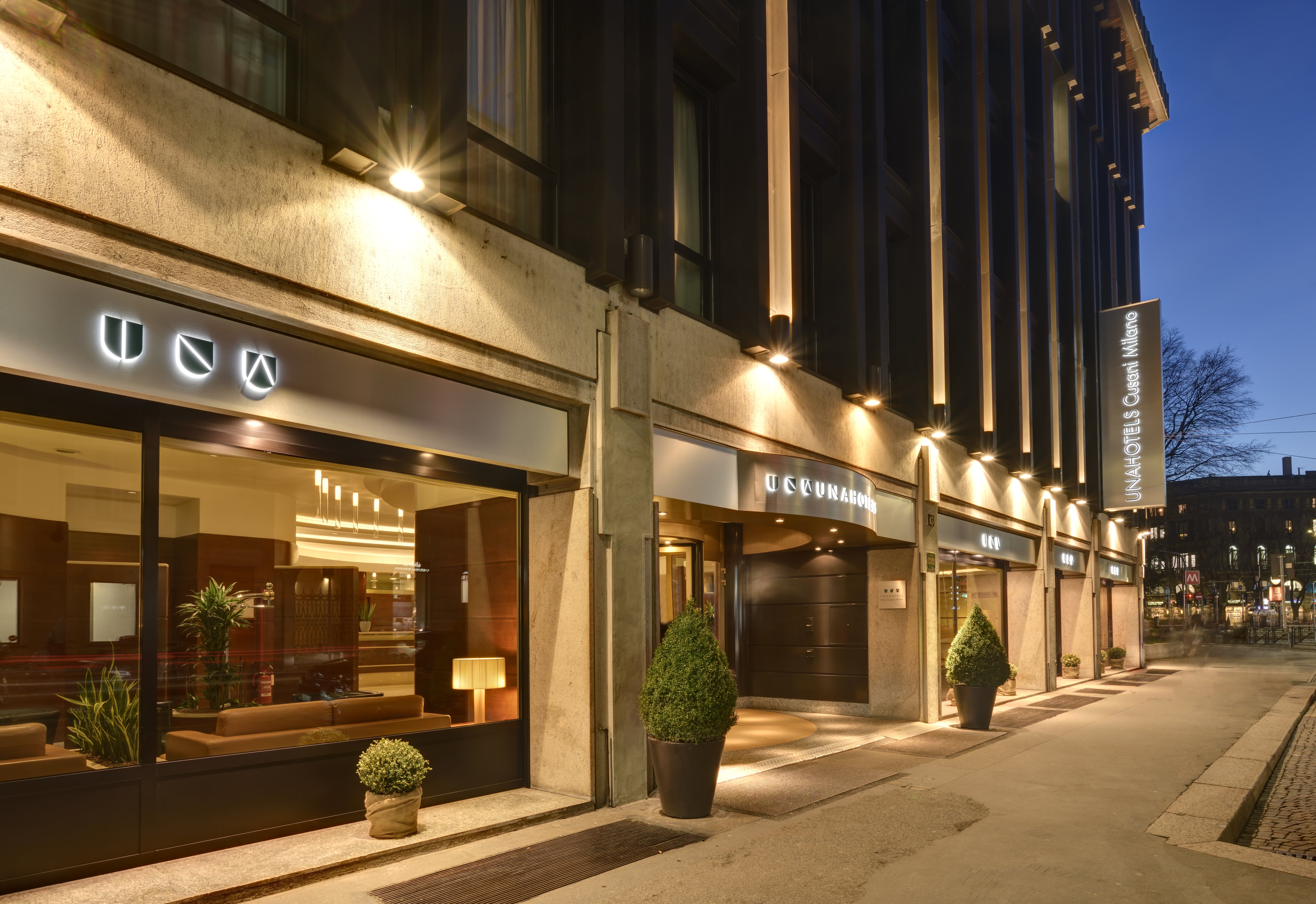 Unahotels Cusani Milan 2/69
