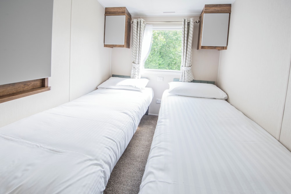 Sandaway Beach Holiday Park 11/50