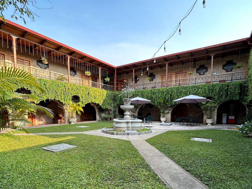 Hotel Del Patio 49/62