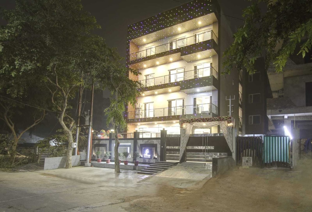Hotel La Mirage 20/21