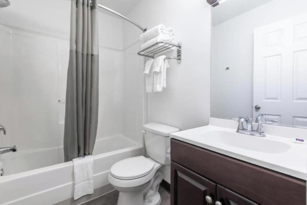Studio 6 Extended stay Huntsville, AL - US Space & Rocket Center 41/46