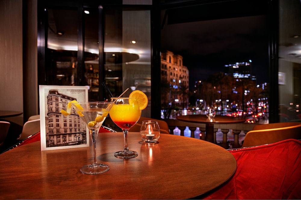 WILSON BOUTIQUE HOTEL 54/64