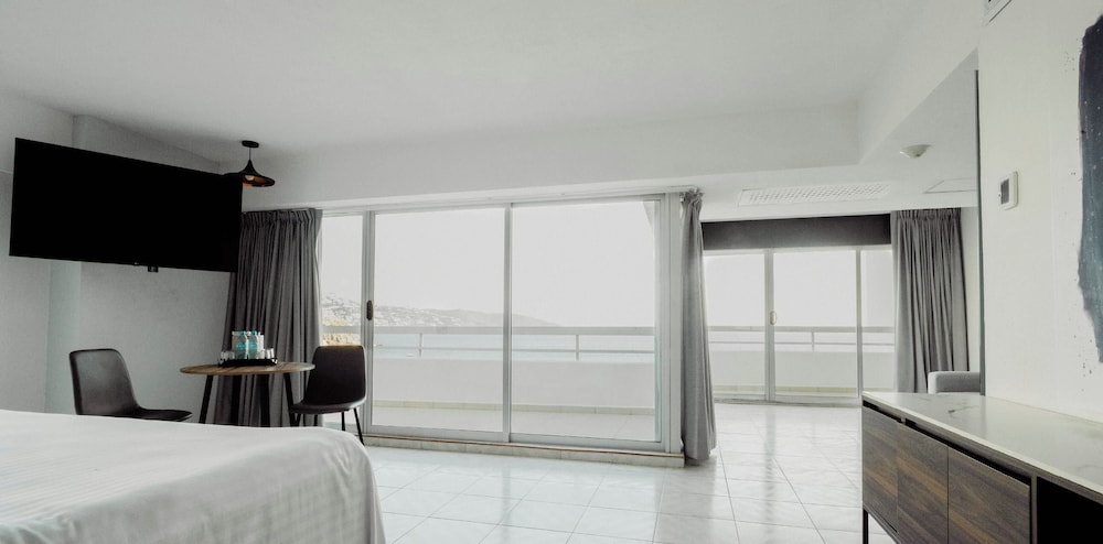 HS Hotsson Smart Acapulco 15/50