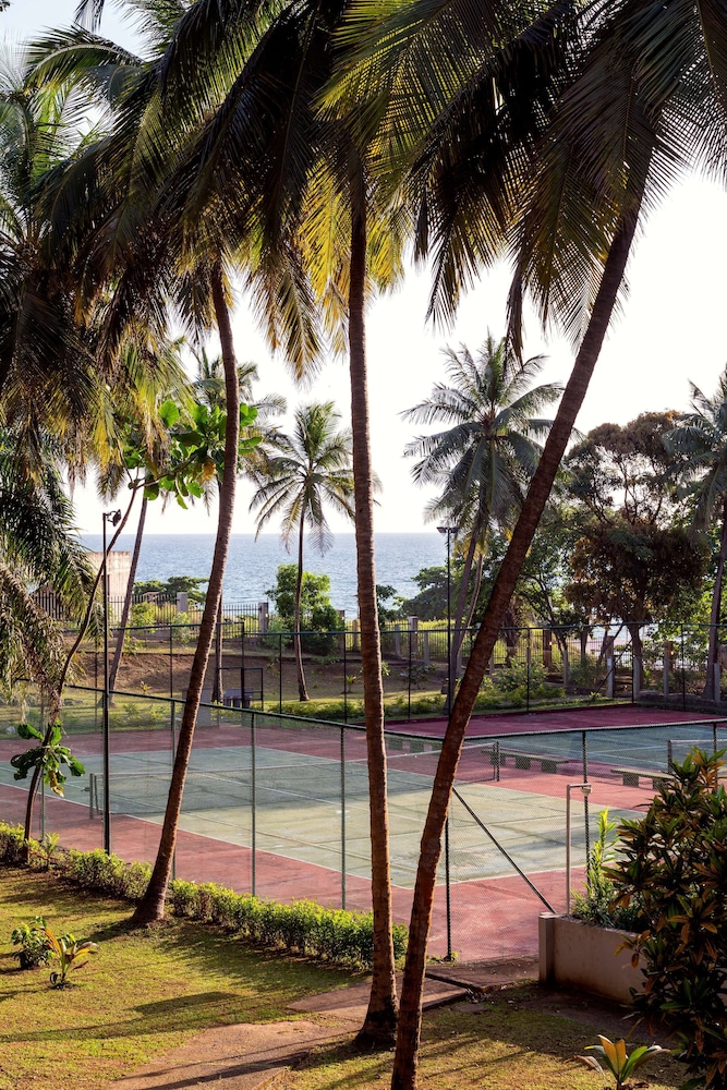 Radisson Blu Mammy Yoko Hotel Freetown 53/58