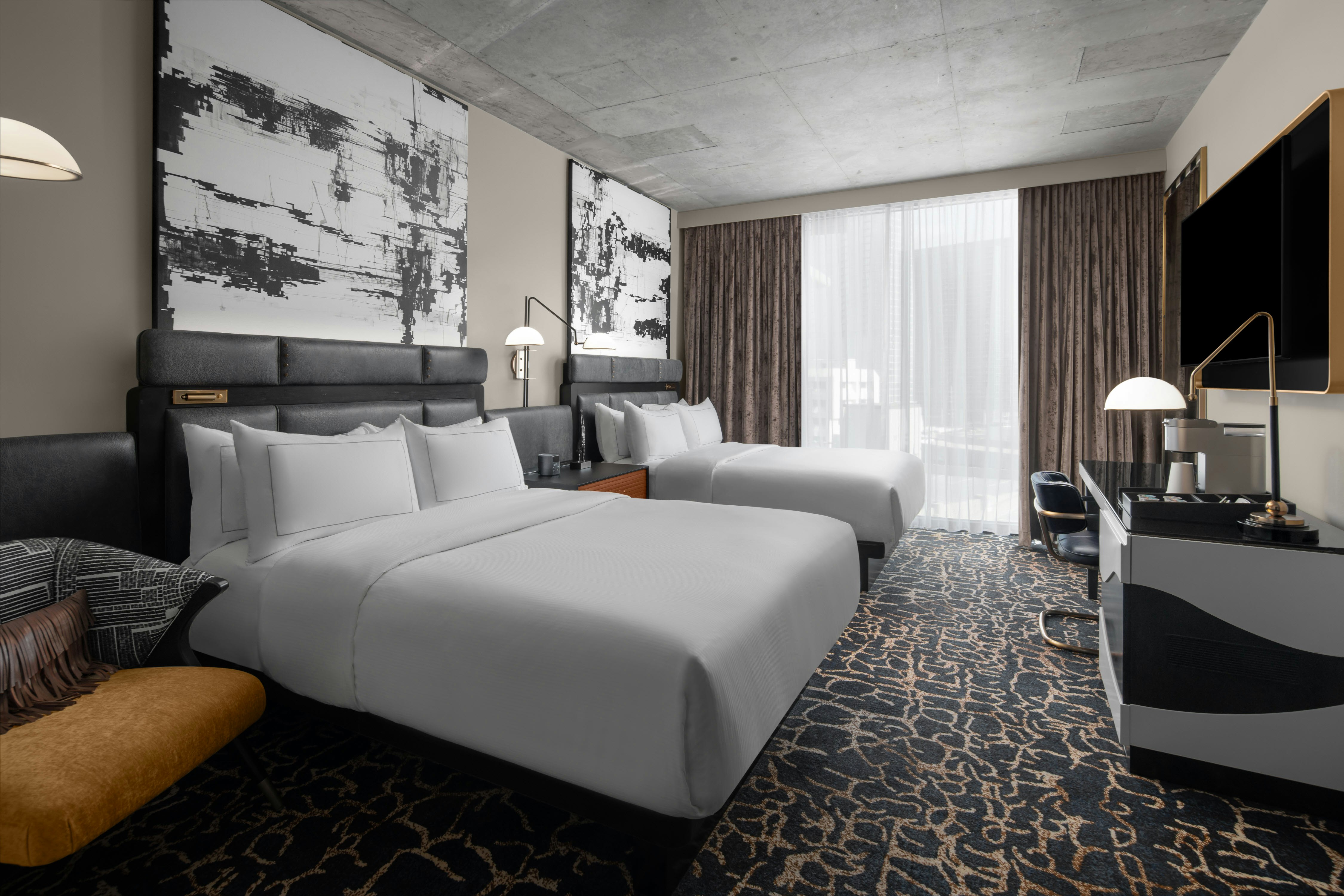 ROOM, 2 QUEEN BEDS, CITY VIEW, ACCESSIBLE
