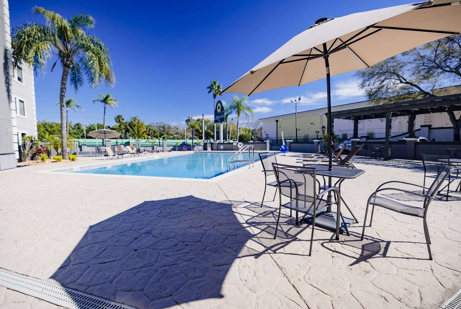 La Quinta Inn by Wyndham Tampa Near Busch Gardens 46/66