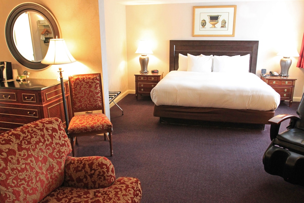 Fireside Inn And Suites Waterville 8/68